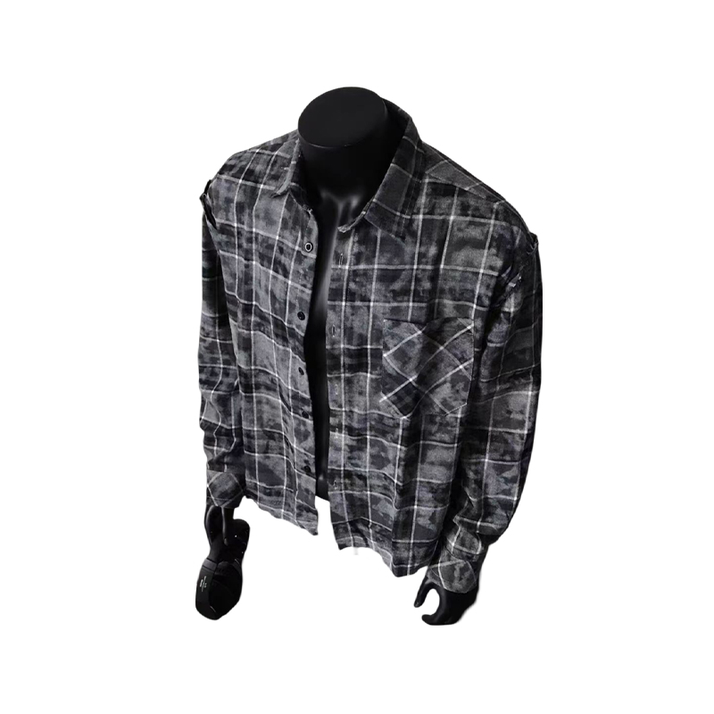 What are some practical layering techniques for wearing pure cotton plaid shirts in different seasons?